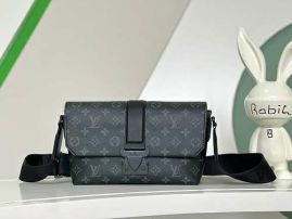 Picture of LV Mens Bags _SKUfw147523879fw